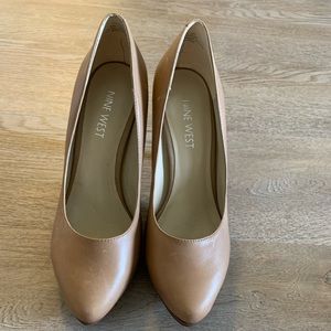 Nine West Nude Pumps with small platform